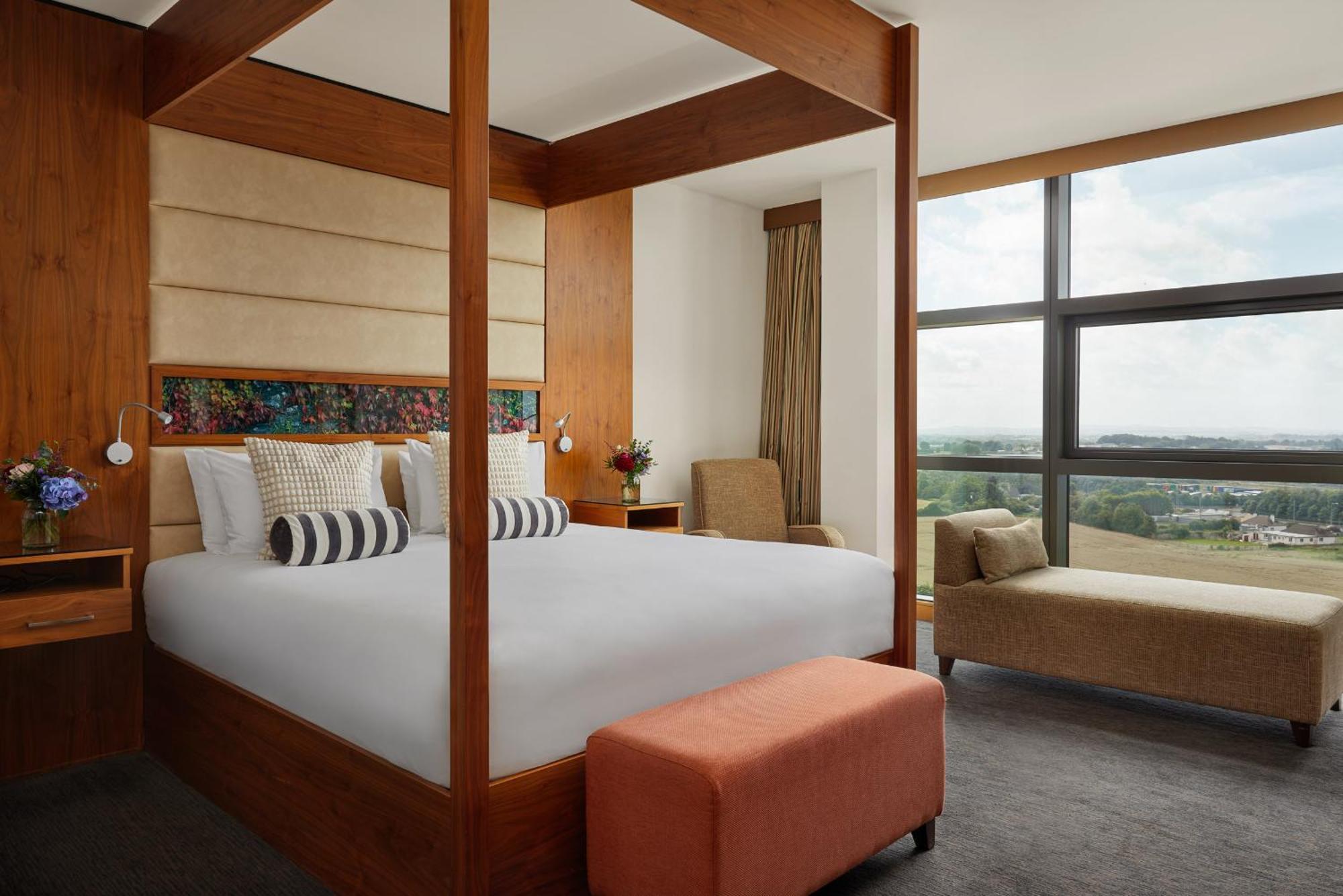 คราวน์ พลาซา ดันดอล์ก ดันดอล์ค Hotel ภายนอก รูปภาพ